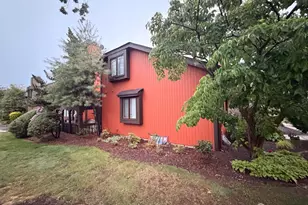 100 E Riverbend Dr, North Brunswick Township, NJ 08902 - Photo 4