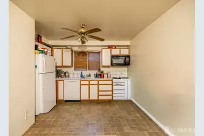 184 Bexley Lane, Middlesex, NJ 08854 - Photo 8