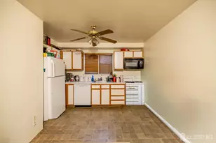 184 Bexley Ln, Middlesex, NJ 08854 - Photo 8