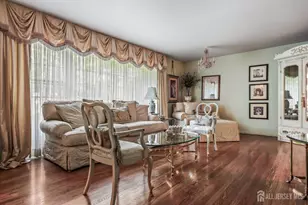 54 Eileen Way, Edison, NJ 08837 - Photo 4