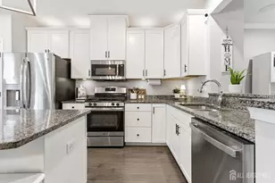 706 Bayside Ct, South Amboy, NJ 08879 - Photo 10