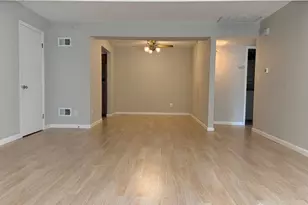 43 Deerberry Ln, South Brunswick Township, NJ 08852 - Photo 8