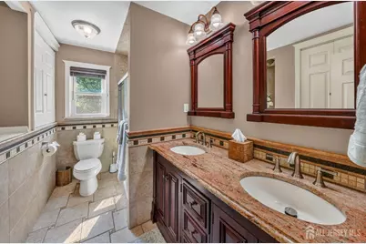 1075 Sherman Avenue, Middlesex, NJ 07080 - Photo 12