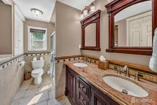 1075 Sherman Ave, Middlesex, NJ 07080 - Photo 12