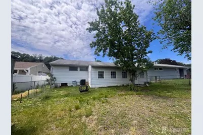 112 Kendall Drive, Sayreville, NJ 08859 - Photo 22