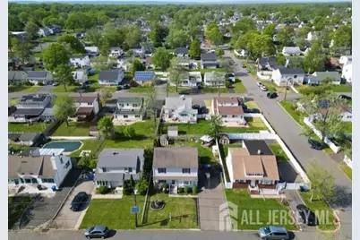 27 W James Place, Iselin, NJ 08830 - Photo 30