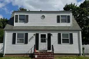 31 31 Pacifict St St, Edison, NJ 08817 - Photo 2