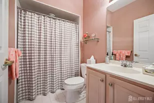22 London Dr, Monroe Township, NJ 08831 - Photo 28