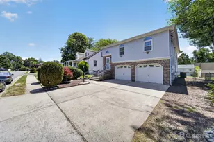 36 Aylin St, Metuchen, NJ 08840 - Photo 2