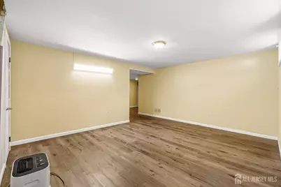 [Address not provided], Old Bridge Township, NJ 08859 - Photo 32