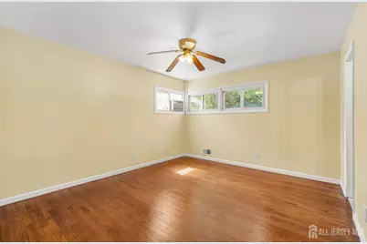 [Address not provided], Old Bridge Township, NJ 08859 - Photo 20