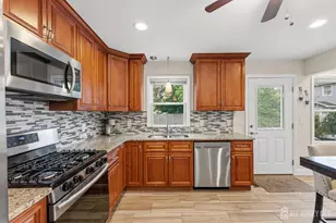 4 Douglas Rd, East Brunswick Township, NJ 08816 - Photo 18