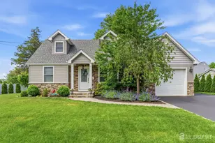 4 Douglas Rd, East Brunswick Township, NJ 08816 - Photo 2