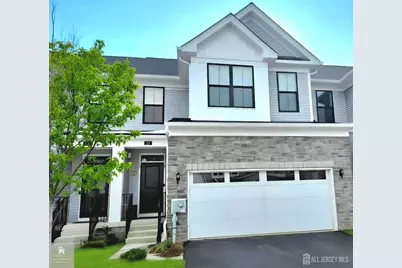 27 Wisteria Court, Monroe Township, NJ 08831 - Photo 2