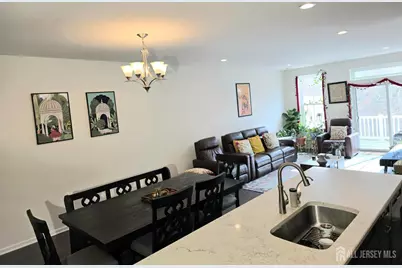 27 Wisteria Court, Monroe Township, NJ 08831 - Photo 8