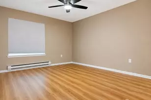 120 Ironwood Plaza, Monroe Township, NJ 08831 - Photo 6