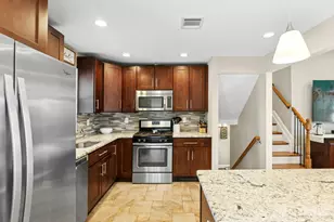 16 Neptune Pl, Colonia, NJ 07067 - Photo 12