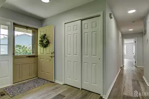 7 Betsy Ross Dr, Monroe Township, NJ 08831 - Photo 10