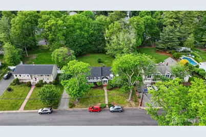 10 Remington Drive, Edison, NJ 08820 - Photo 4