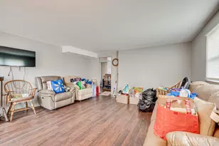 4 Wick Dr, Fords, NJ 08863 - Photo 22