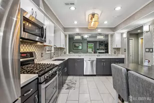 110 Winthrop Rd, Monroe Township, NJ 08831 - Photo 6