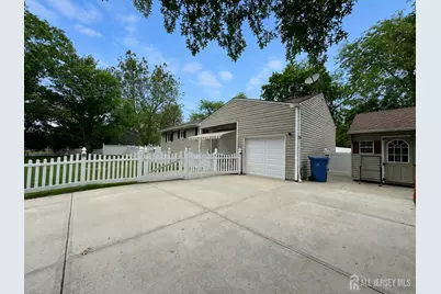 4 Meade Court, Piscataway Township, NJ 08854 - Photo 4