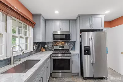 38 Valley Vale Drive, Old Bridge Township, NJ 08857 - Photo 14