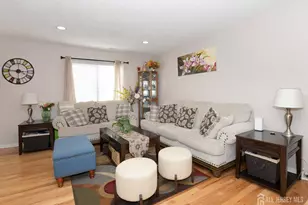 34 Hampshire Dr, Plainsboro Township, NJ 08536 - Photo 8