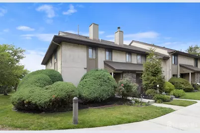 34 Hampshire Drive, Plainsboro Township, NJ 08536 - Photo 2