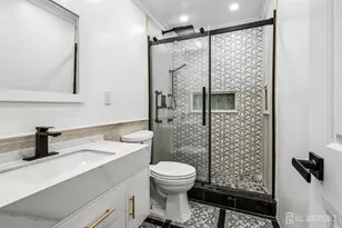 20 Palm Ct, Edison, NJ 08820 - Photo 24