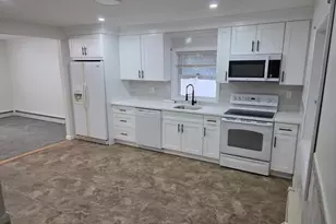 301 Matchaponix Rd, Old Bridge Township, NJ 08831 - Photo 4