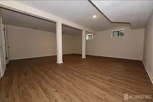1502 Edison Glen Terrace, Edison, NJ 08837 - Photo 4