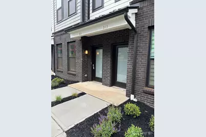 313 Sadie Circle, New Brunswick, NJ 08901 - Photo 2