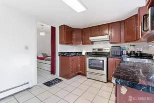 35 Coolidge Ave, Carteret, NJ 07008 - Photo 8