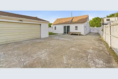 35 Coolidge Avenue, Carteret, NJ 07008 - Photo 28