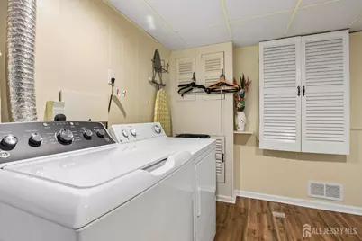 1585 Barton Road, Union Township, NJ 07083 - Photo 14