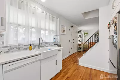 1585 Barton Road, Union Township, NJ 07083 - Photo 4
