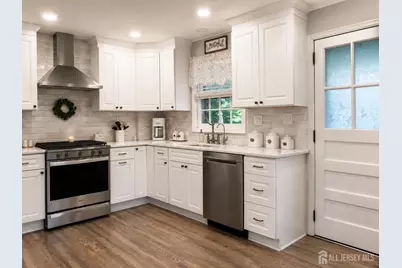 33 Lancaster Road, Colonia, NJ 07067 - Photo 6