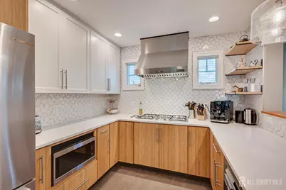 62 Myrtle Avenue, Metuchen, NJ 08840 - Photo 16