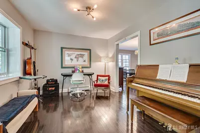 62 Myrtle Avenue, Metuchen, NJ 08840 - Photo 8