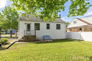 1008 Newton St, North Brunswick Township, NJ 08902 - Photo 26