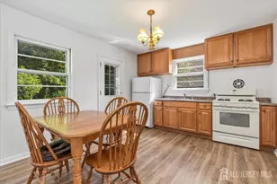 1008 Newton St, North Brunswick Township, NJ 08902 - Photo 6