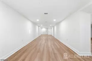 61 Hickory St, Metuchen, NJ 08840 - Photo 30