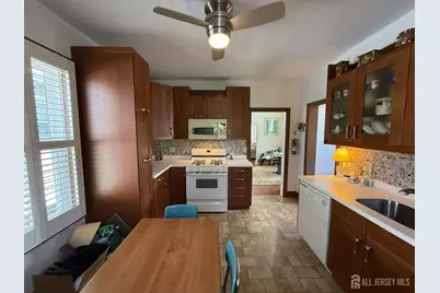 36 Raritan Avenue, South River, NJ 08882 - Photo 8