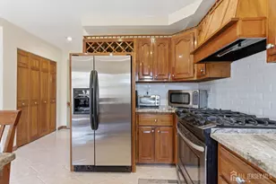 329 S Pine Ave S, South Amboy, NJ 08879 - Photo 8
