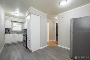 55-B Gramercy Gardens, Middlesex, NJ 08846 - Photo 8