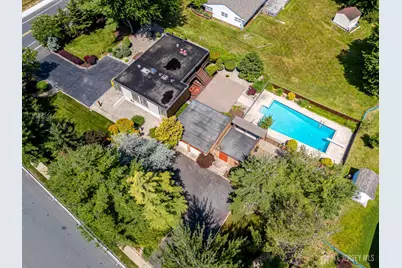 34 Henderson Road, South Brunswick Township, NJ 08824 - Photo 52