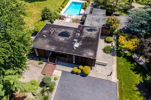 34 Henderson Rd, South Brunswick Township, NJ 08824 - Photo 50
