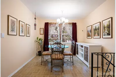 6 Eileen Court, East Brunswick Township, NJ 08816 - Photo 12
