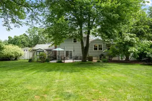 6 Eileen Ct, East Brunswick Township, NJ 08816 - Photo 22